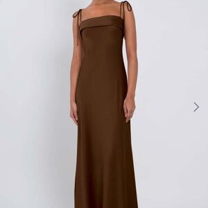 Elegant Brown Sleeveless Dress
